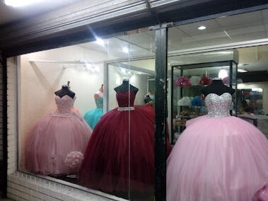 Rentar Vestidos Quinceañera en Nuevo León 5